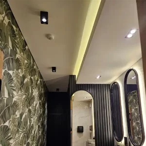 bala para bombillo GU10 de uso interior color negro ideal para iluminación puntual en espacios interiores